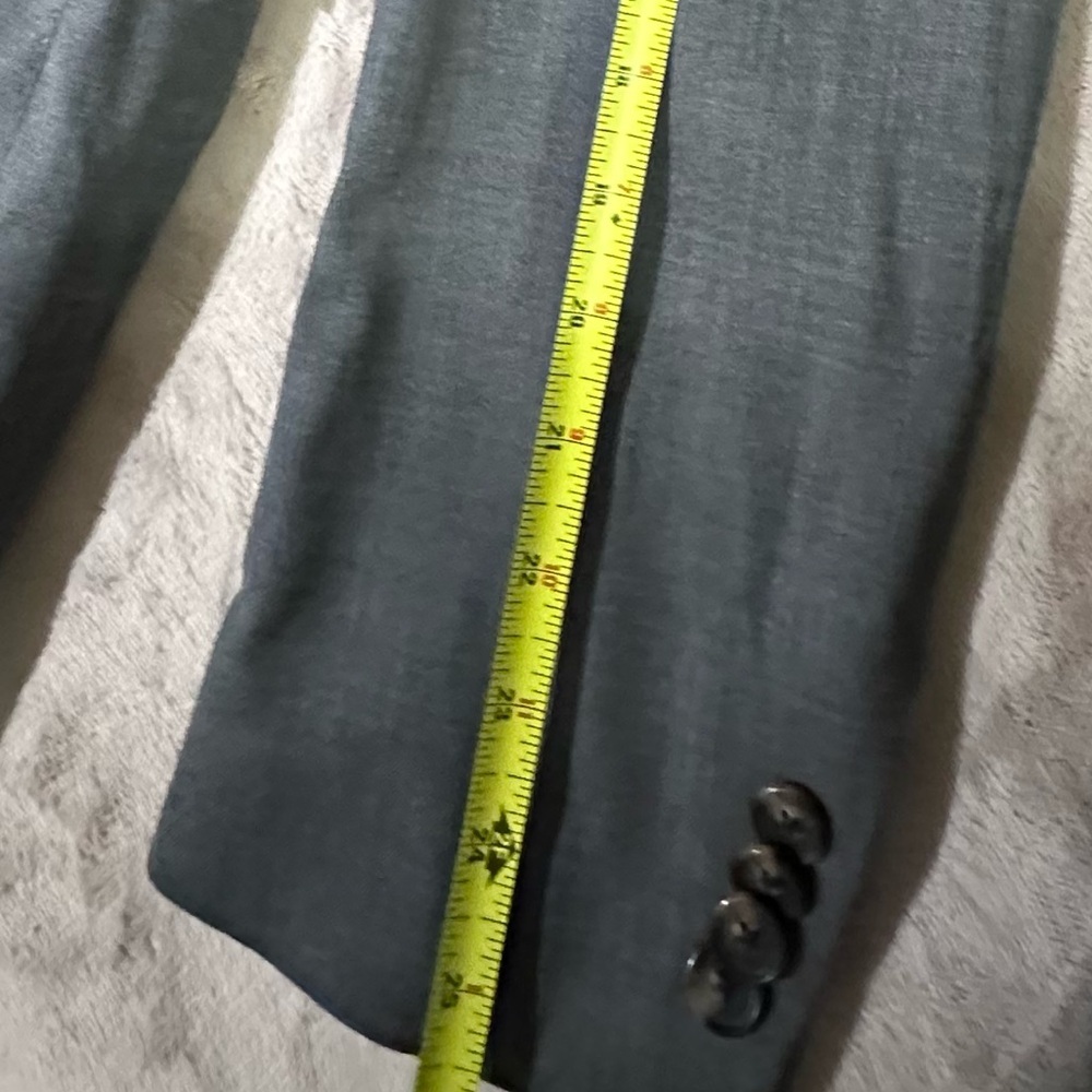 Michael Kors Men's Classic-Fit 100% Wool-Blend Stretch Solid Suit Jacket Sz.44R - Picture 12 of 16